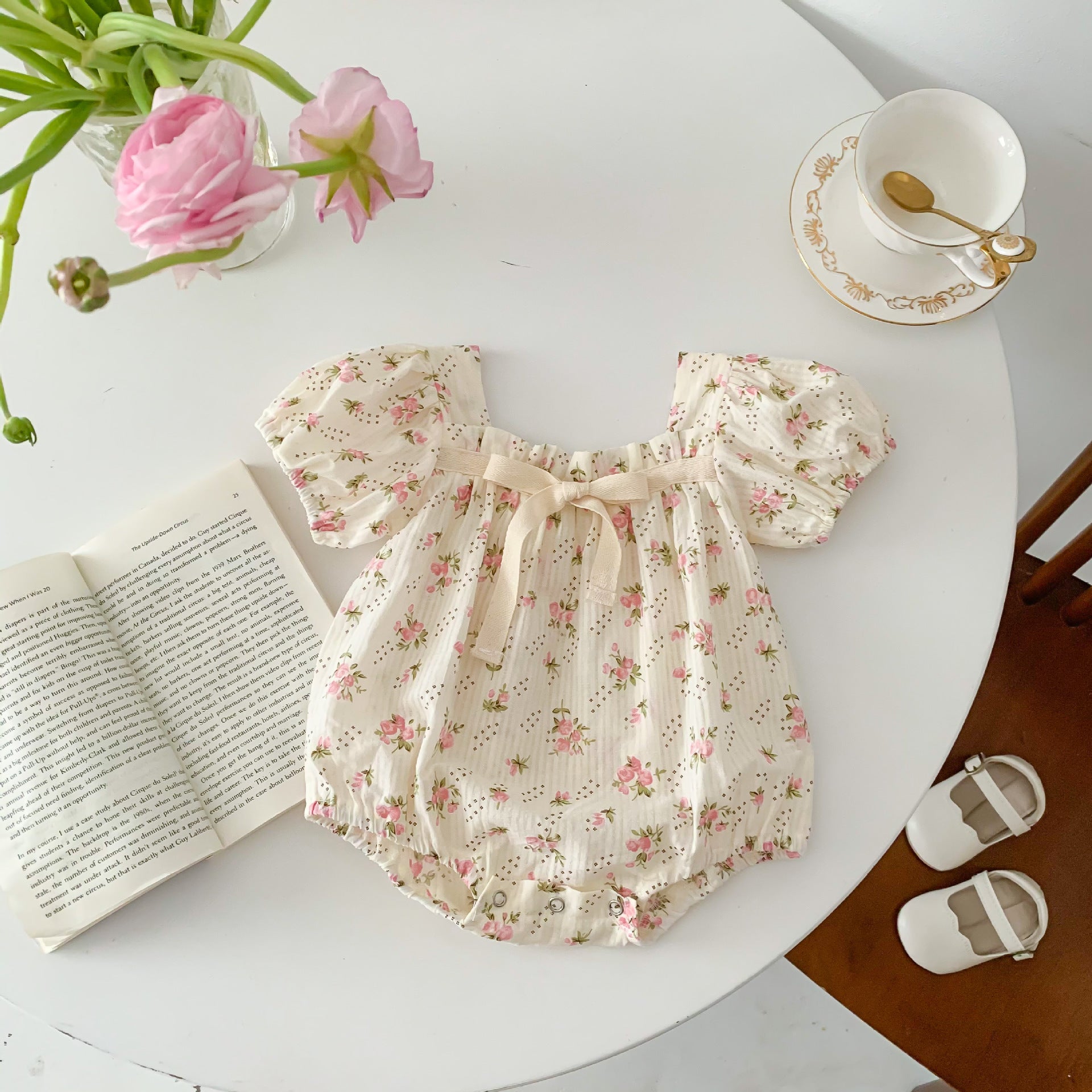 Small Floral Bow Baby Girl Bubble Sleeve Harness Crawl Clothes